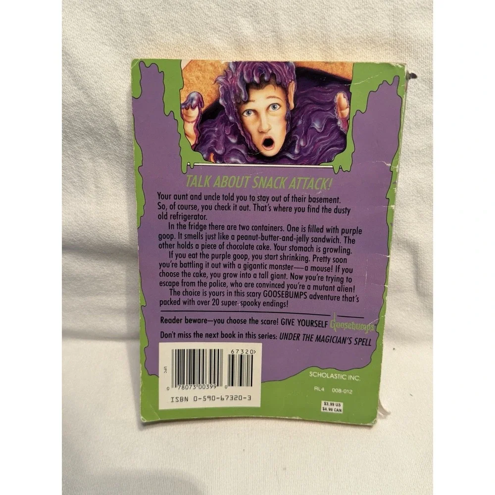 R.L. Stine Give Yourself Goosebumps #6 Beware of the Purple Peanut Butter 1996
